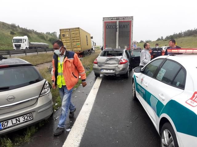 TIRI GASP ETTİ, OTOYOLU BİRBİRİNE KATTI..