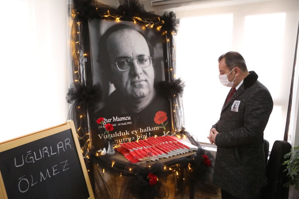 UĞUR MUMCU PARKI YENİLENDİ