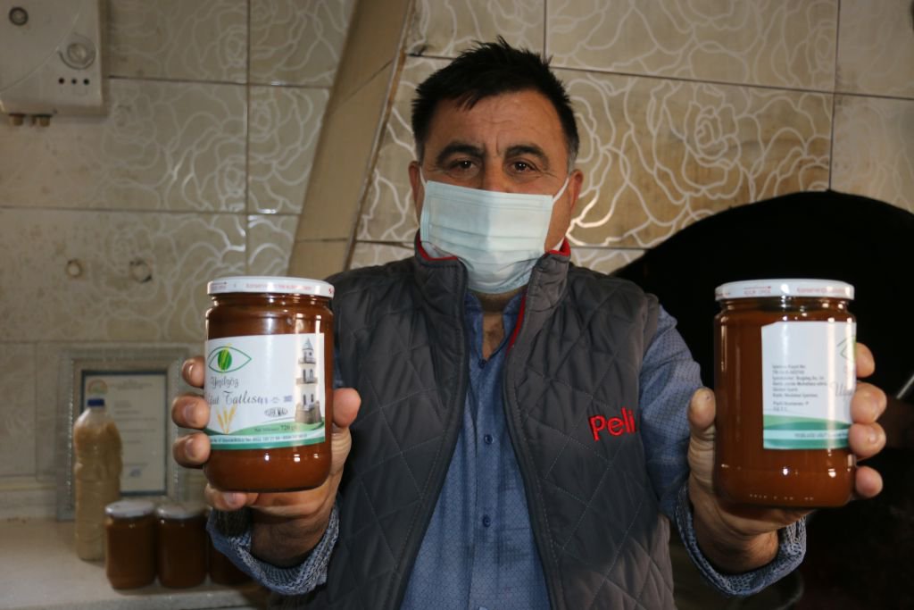 UĞUT TATLISININ TADINI YAŞATIYORLAR