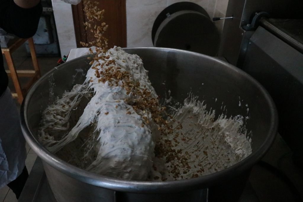 "YILLIK 200 TON ÜRETİMİMİZ VAR"