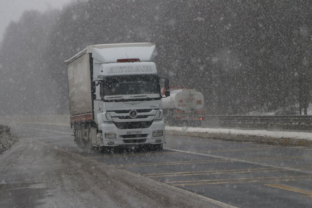 YOĞUN KAR YAĞIŞI