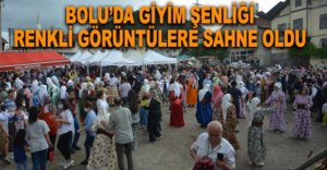 GİYİM ŞENLİĞİNDE RENKLİ GÖRÜNTÜLER