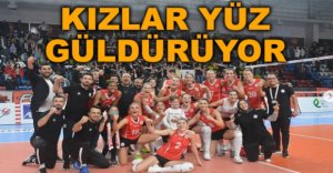 KIZLAR YÜZ GÜLDÜRÜYOR