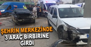 ŞEHRİN MERKEZİNDE ZİNCİRLEME KAZA