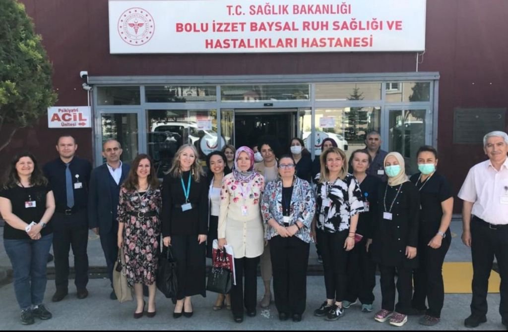 ALKIŞLAR SAĞLIK ÇALIŞANLARINA