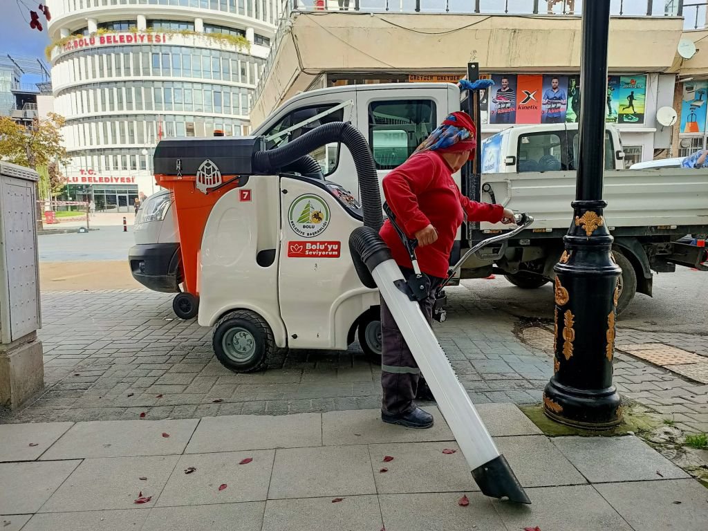 ARTIK ELEKTRİKLİ SÜPÜRGE İLE TEMİZLEYECEKLER