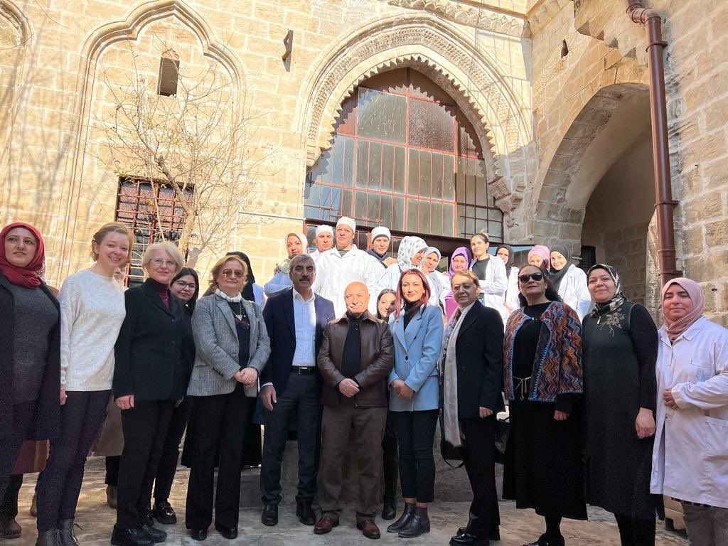 ARZU AYDIN'DAN KADINLARA TAM DESTEK