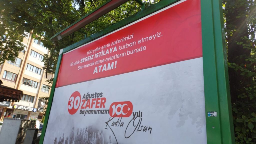 BAŞKAN ÖZCAN'DAN 100. YILA ÖZEL ANLAMLI GÖNDERME