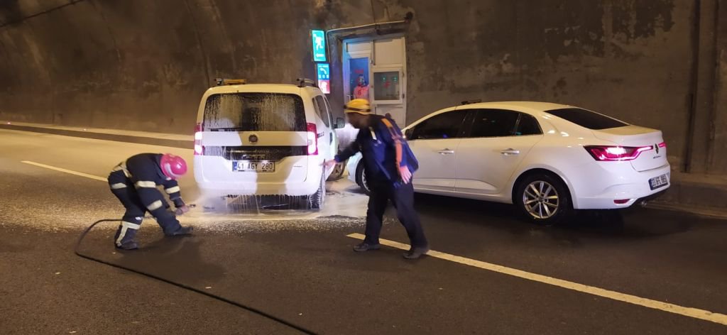 BOLU DAĞI TÜNELİNDE EKİPLERİ ALARMA GEÇİREN OLAY