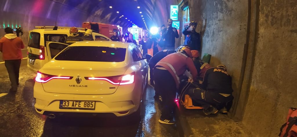 BOLU DAĞI TÜNELİNDE EKİPLERİ ALARMA GEÇİREN OLAY