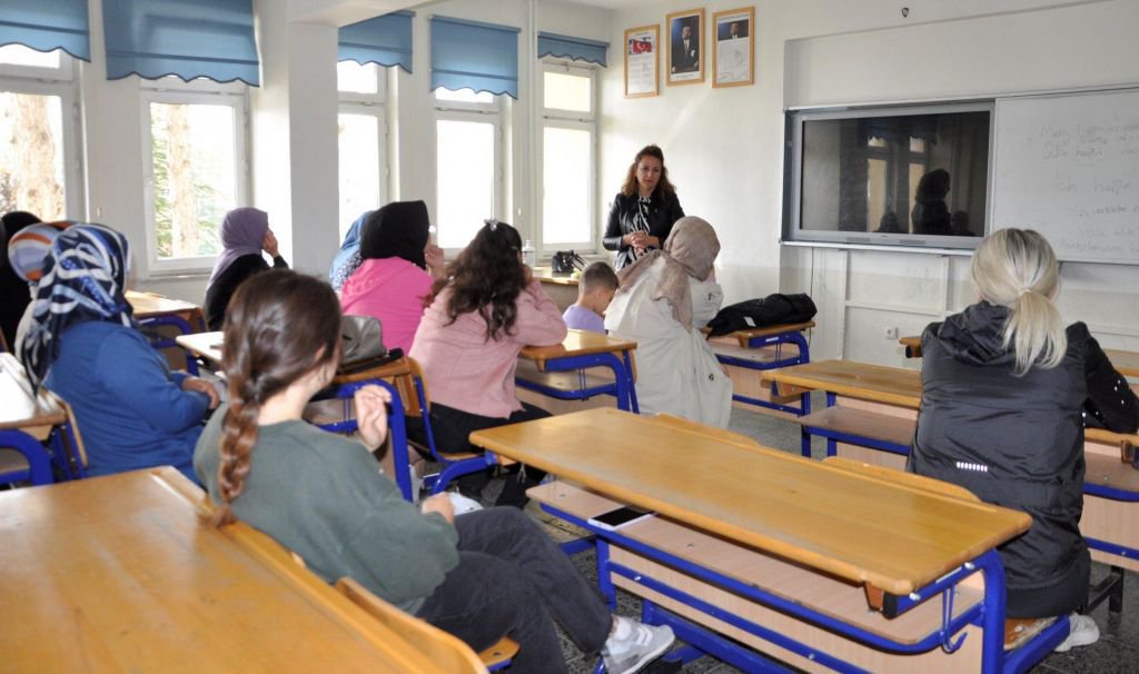 BOLU HALK EĞİTİM KURSLARI TAM GAZ DEVAM EDİYOR