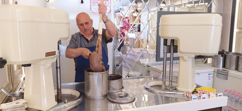 BOLU’NUN YARIM ASIRLIK EFSANE DONDURMASI