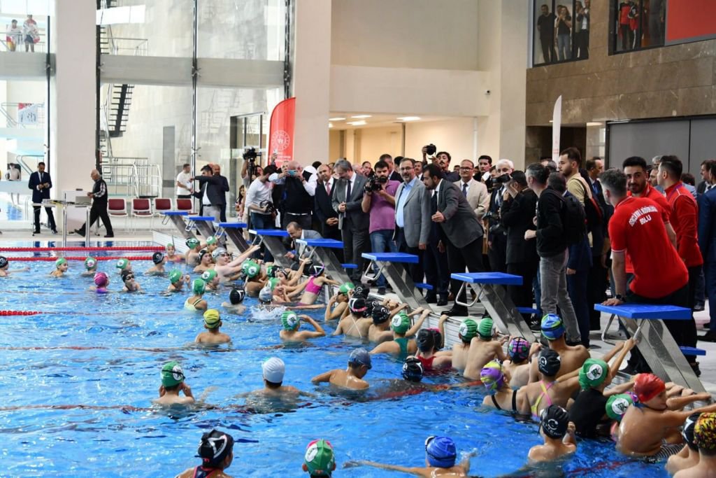 BOLU’YA HAYIRLI OLSUN… AÇILIŞINI BAKAN KASAPOĞLU YAPTI