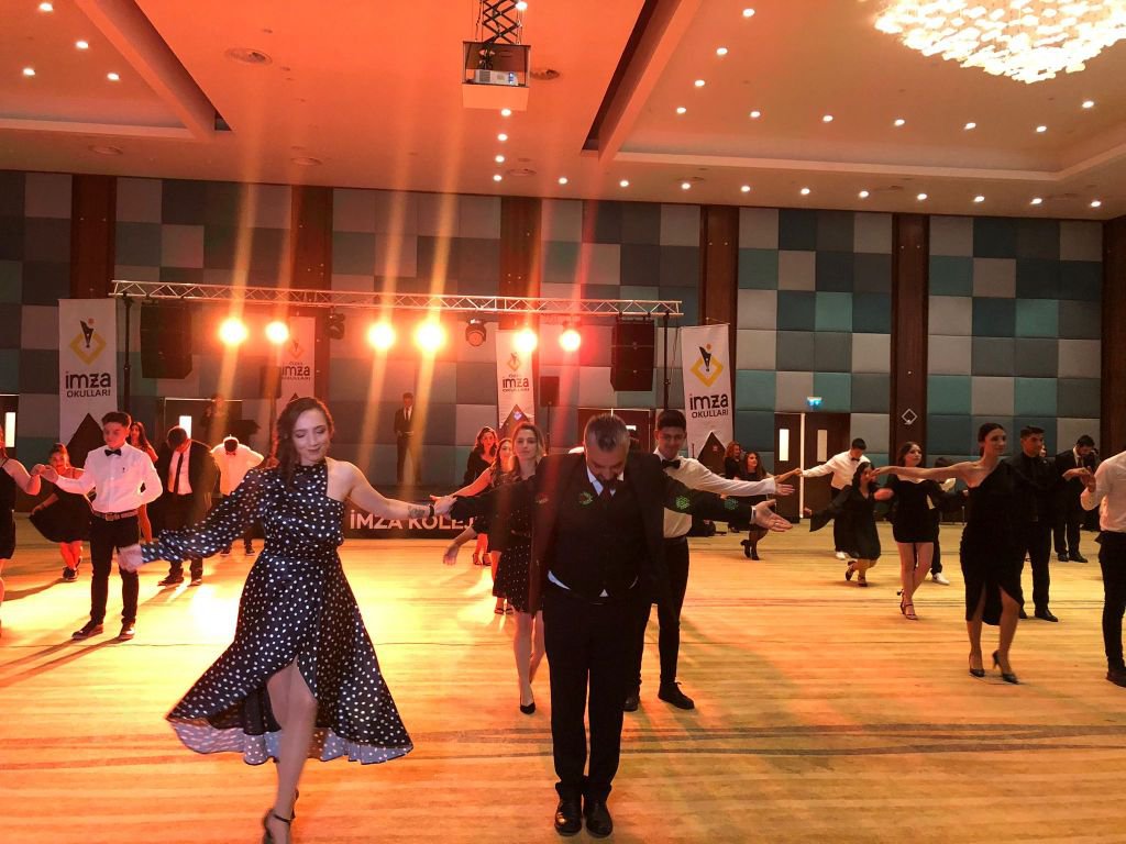 CUMHURİYET BÖYLE KUTLANIR