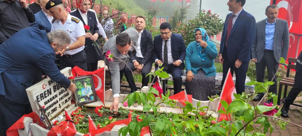 EREN BÜLBÜL DUALARLA ANILDI