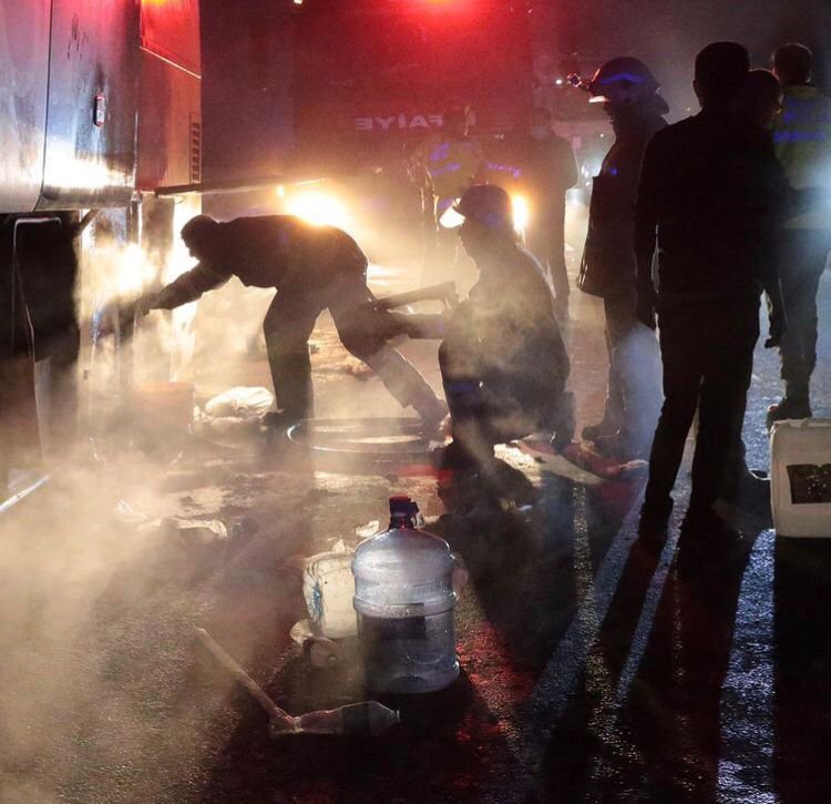 GECE YARISI FACİANIN EŞİĞİNDEN DÖNÜLDÜ