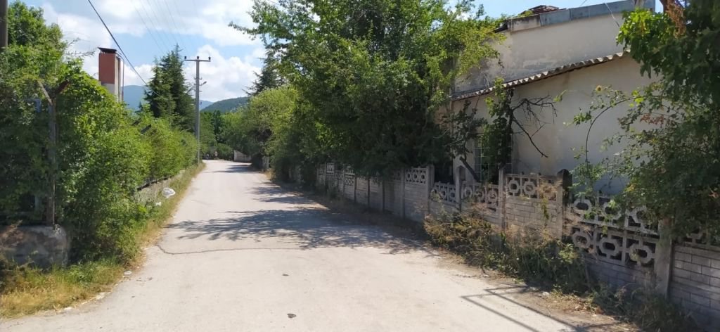 HAYALET KÖYE DÖNDÜ