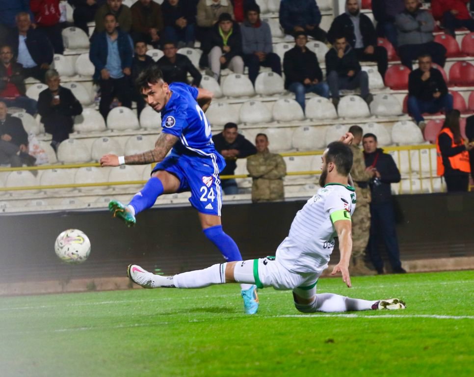 MUHTEŞEMSİNİZ HEP BÖYLE TAKIM