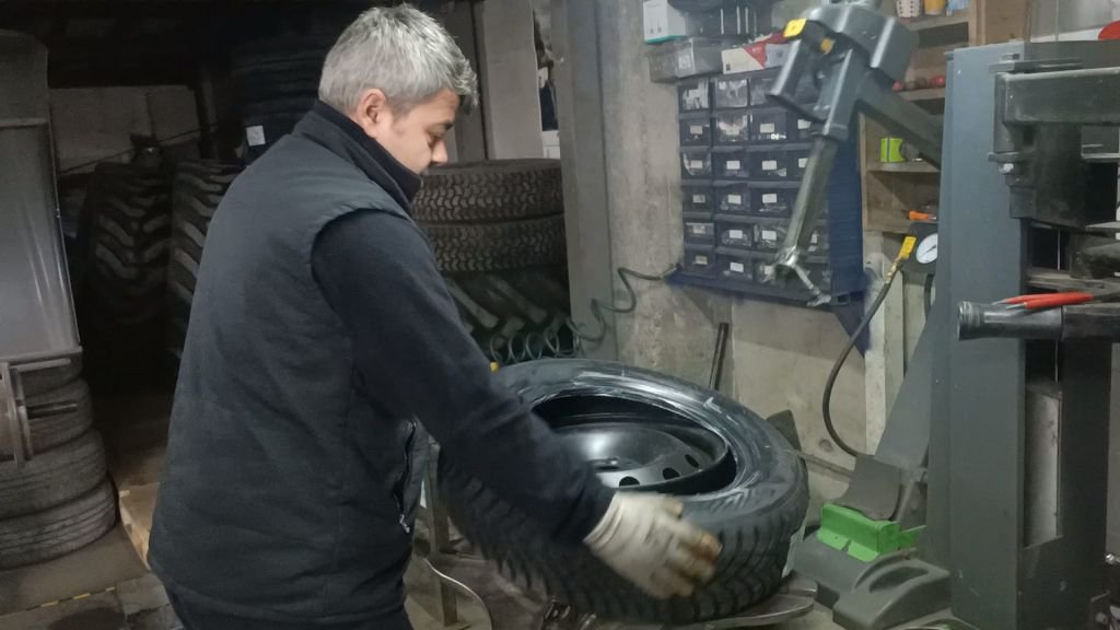 KIŞ LASTİĞİ ALIRKEN BUNLARA DİKKAT!