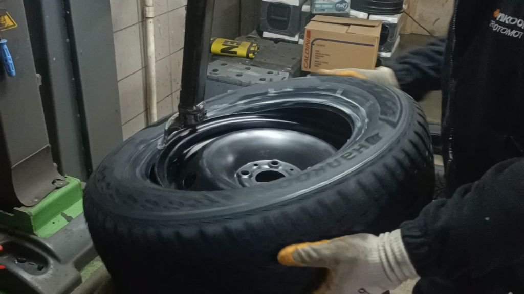 KIŞ LASTİĞİ ALIRKEN BUNLARA DİKKAT!