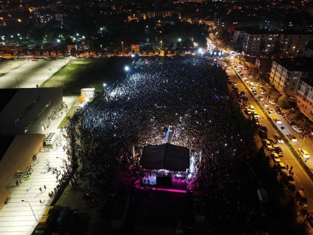 MUHTEŞEM ZAFER BAYRAMI COŞKUSU