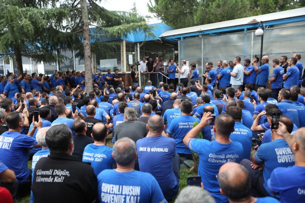 ÖZCAN’DAN GREV YAPAN İŞÇİLERE DESTEK