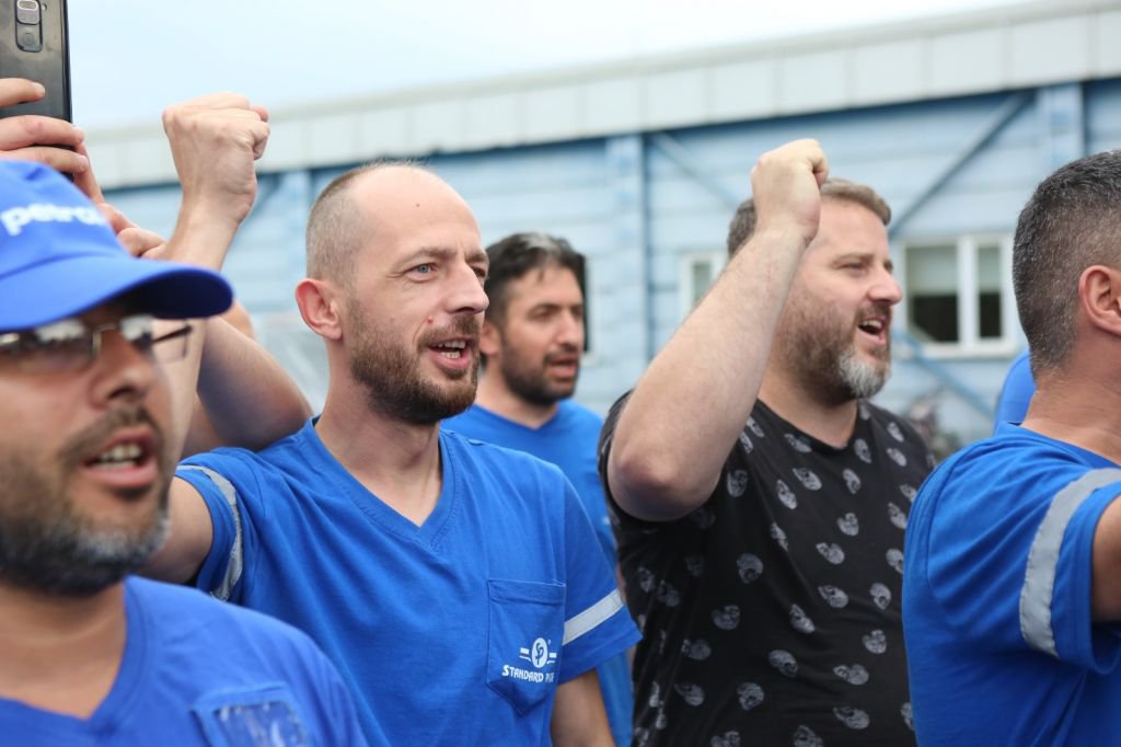 ÖZCAN’DAN GREV YAPAN İŞÇİLERE DESTEK