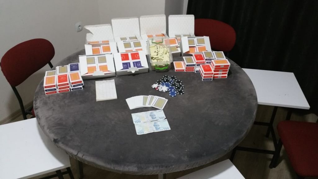 POLİSTEN KUMAR BASKINI