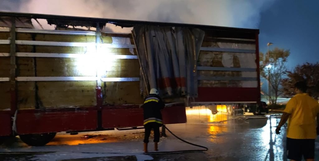 UYUDUKLARI SIRADA TIRLARI YANDI