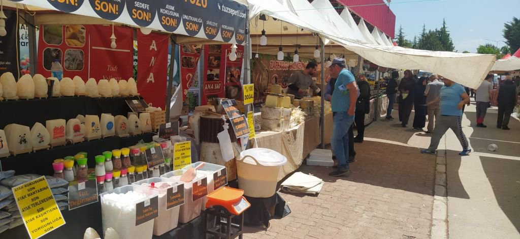 YÖRESEL LEZZETLER VE İŞ DÜNYASI BOLU’DA BU FUARDA BULUŞTU