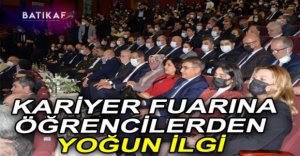KARİYER FUARINA ÖĞRENCİLERDEN YOĞUN İLGİ