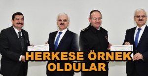 SİGARAYI BIRAKARAK ÖRNEK OLDULAR
