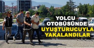 YOLCU OTOBÜSÜNDE UYUŞTURUCUYLA YAKALANDILAR