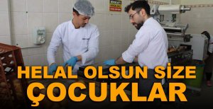 BOLU’DA ÖĞRENCİLER DEPREM BÖLGESİ İÇİN EKMEK ÜRETİYOR