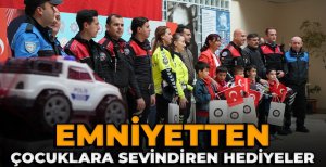 BOLU'DA POLİSTEN, ÇOCUKLARI SEVİNDİREN HEDİYELER