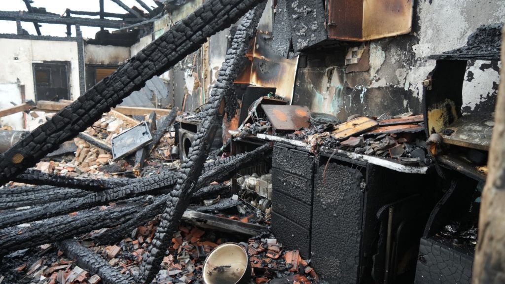 21 GÜNDE 5 YANGIN ÇIKAN KÖYDE VATANDAŞLAR TEDİRGİN