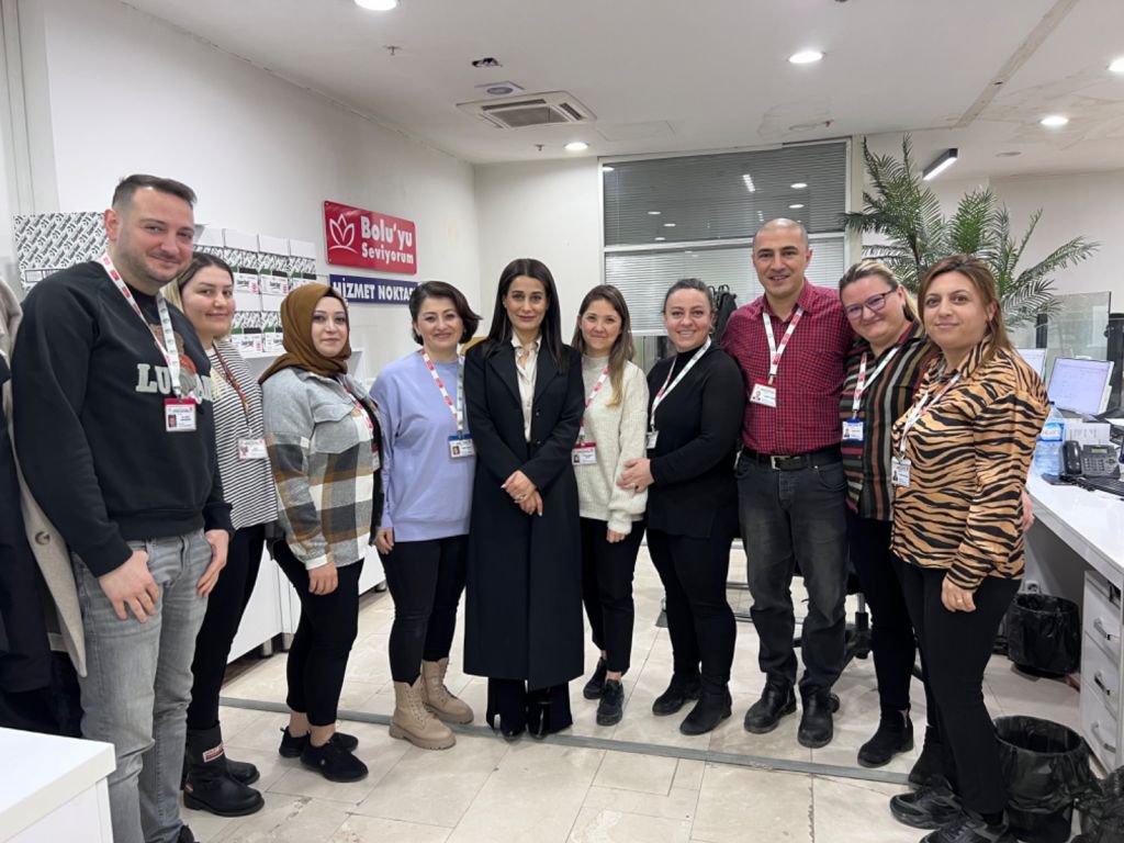 ASUMAN BAŞKAN GÖZYAŞLARIYLA VEDA ETTİ