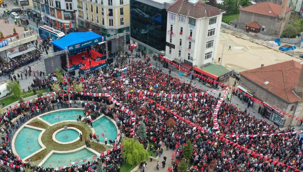 "BOLU KARARINI VERMİŞ... ANKARA'YI BOLU'YA GETİRECEĞİZ"