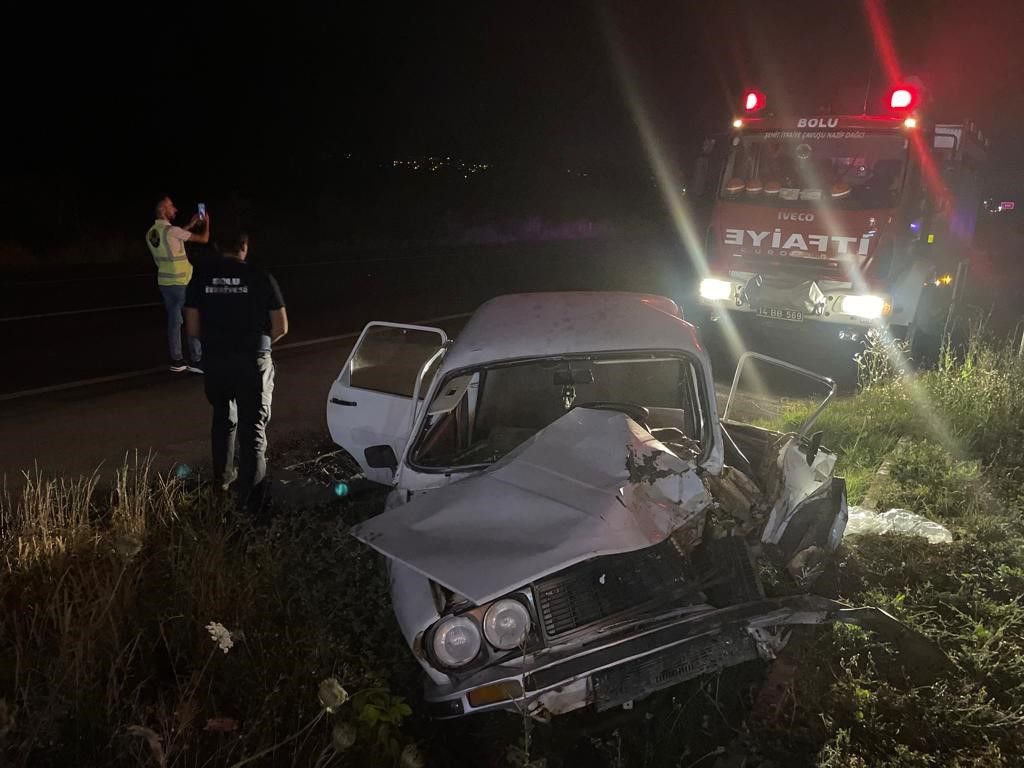 BOLU MUDURNU YOLUNDA FECİ KAZA