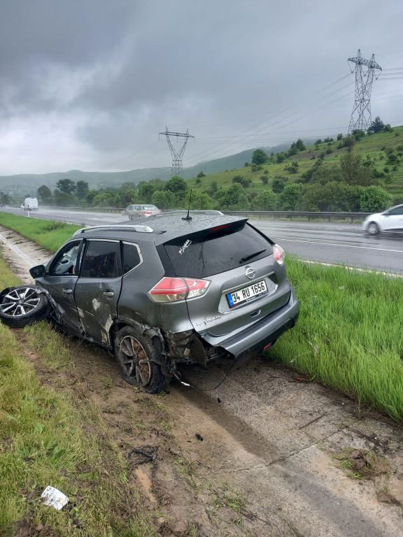 BOLU'DA 4 KİŞİLİK AİLE ÖLÜMDEN DÖNDÜ