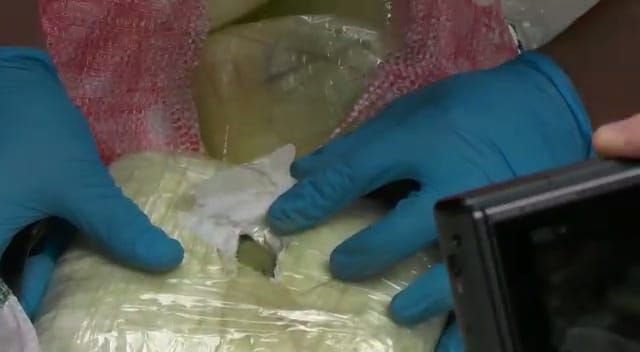 BOLU'DA BİR MİNİBÜS DOLUSU UYUŞTURUCU...