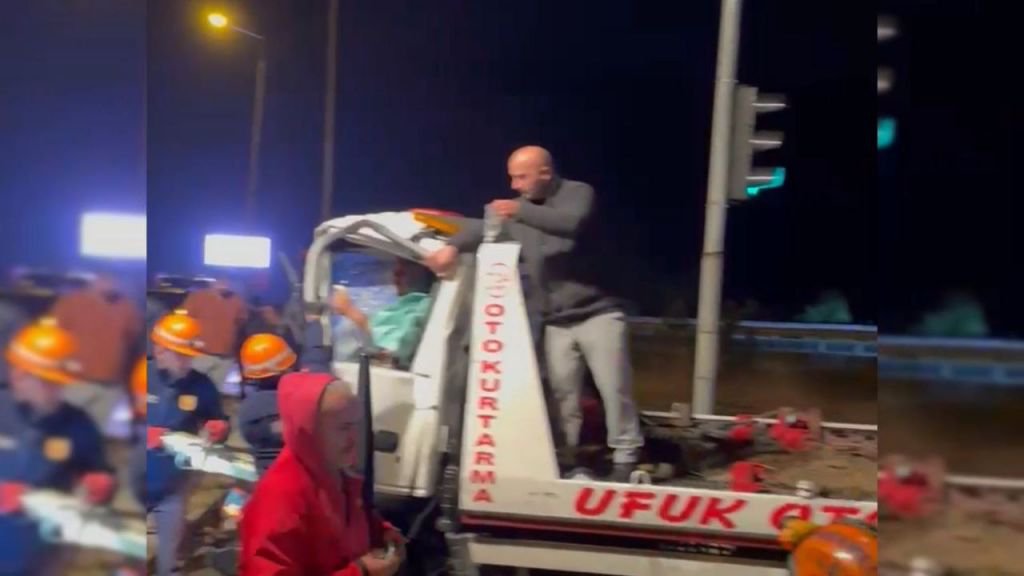 BOLU'DA GECE SAATLERİNDE FECİ KAZA... 1 YARALI