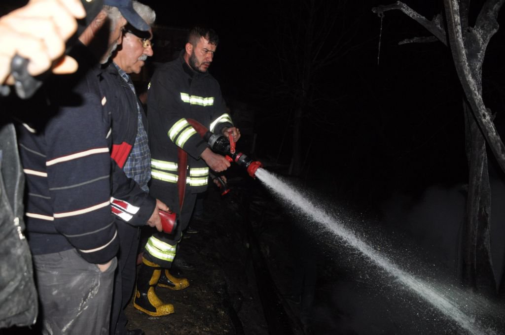 BOLU’DA SAHUR VAKTİ ALEVLER BÜYÜDÜ