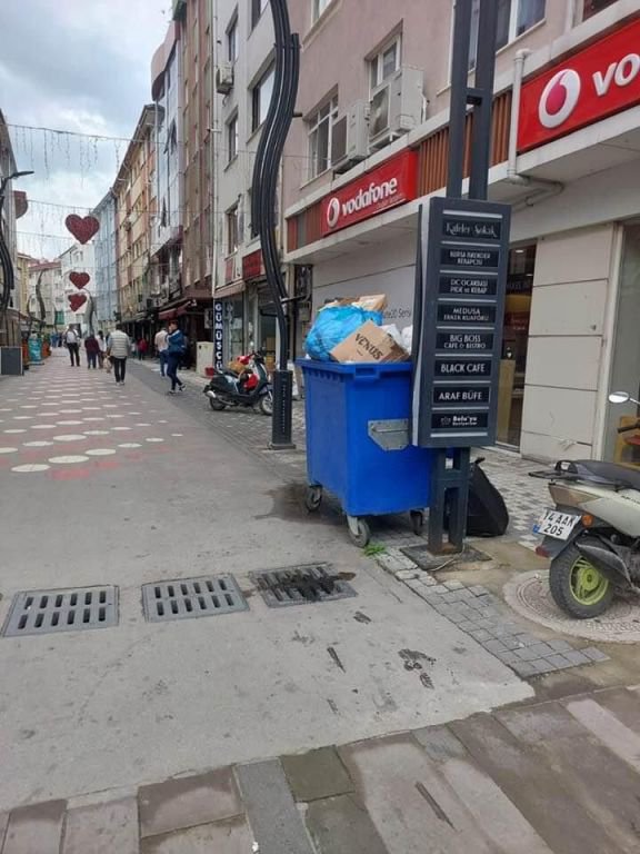 BÖREKÇİLER SOKAK'TA ESNAF TEPKİLİ...