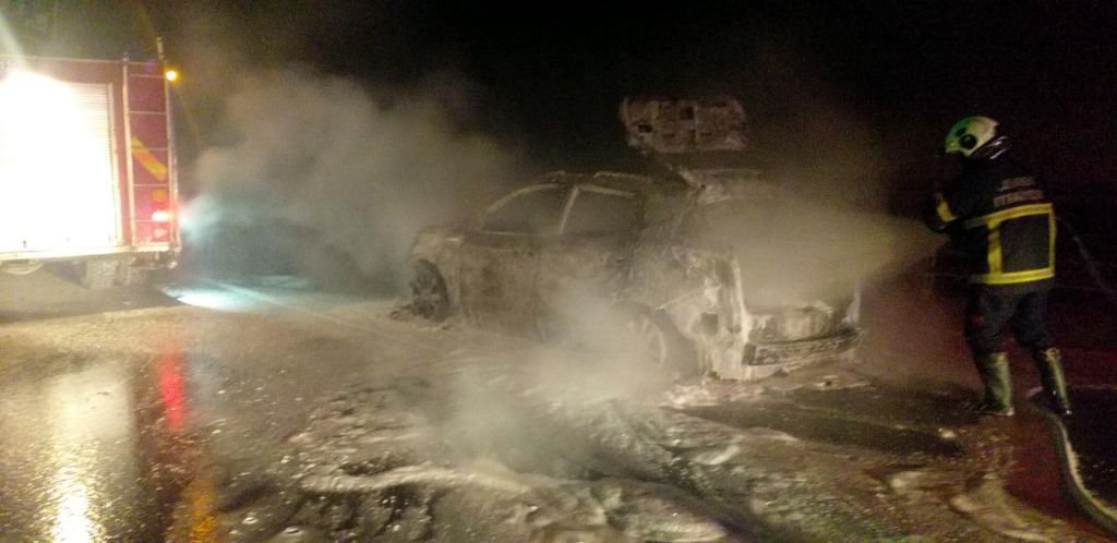 CİP TÜNELİN İÇİNDE ALEV ALEV YANDI