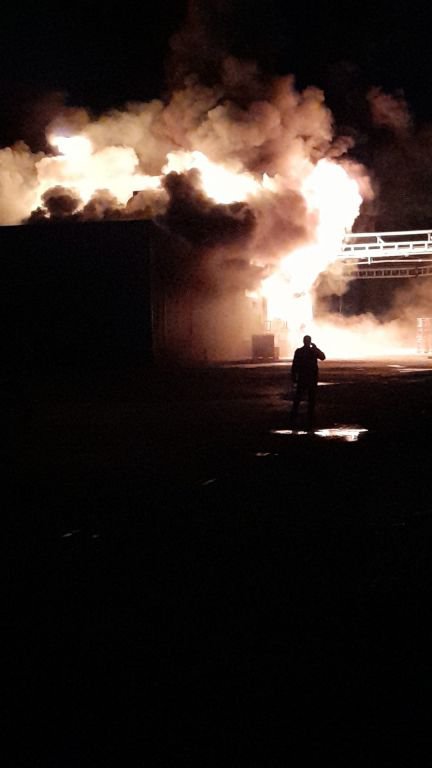 ERPİLİÇ'TE KORKUTAN YANGIN