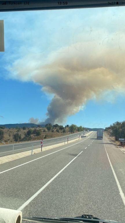 GEREDE'DE ORMAN YANGINI.. ALEVLER GENİŞ ALANA YAYILIYOR