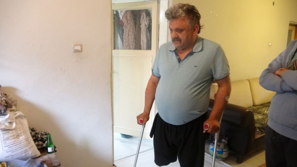 KIZILAĞIL KÖYÜ'NDE KORKU VE ENDİŞE HAKİM... BÖLGE SÜREKLİ SALLANIYOR... HABER YAPTIĞIMIZ ANLARDA PEŞ PEŞE 2 DEPREM OLDU....