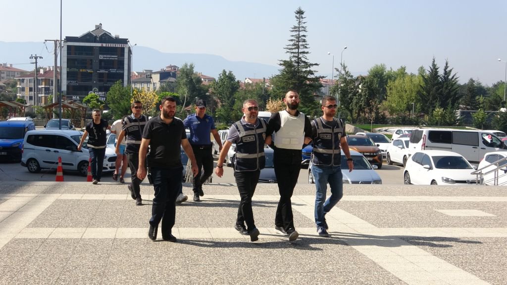 SİLAHLI ÇATIŞMANIN ŞÜPHELİLERİ ADLİYEDE