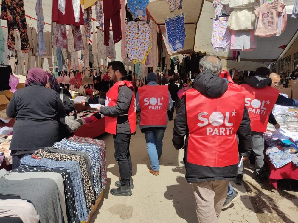 SOL PARTİ MİLLETVEKİLİ ADAYLARI GÖZALTINA ALINDI